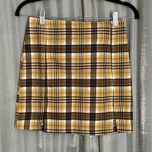 rtartan mini skirt - Picture 2 of 9